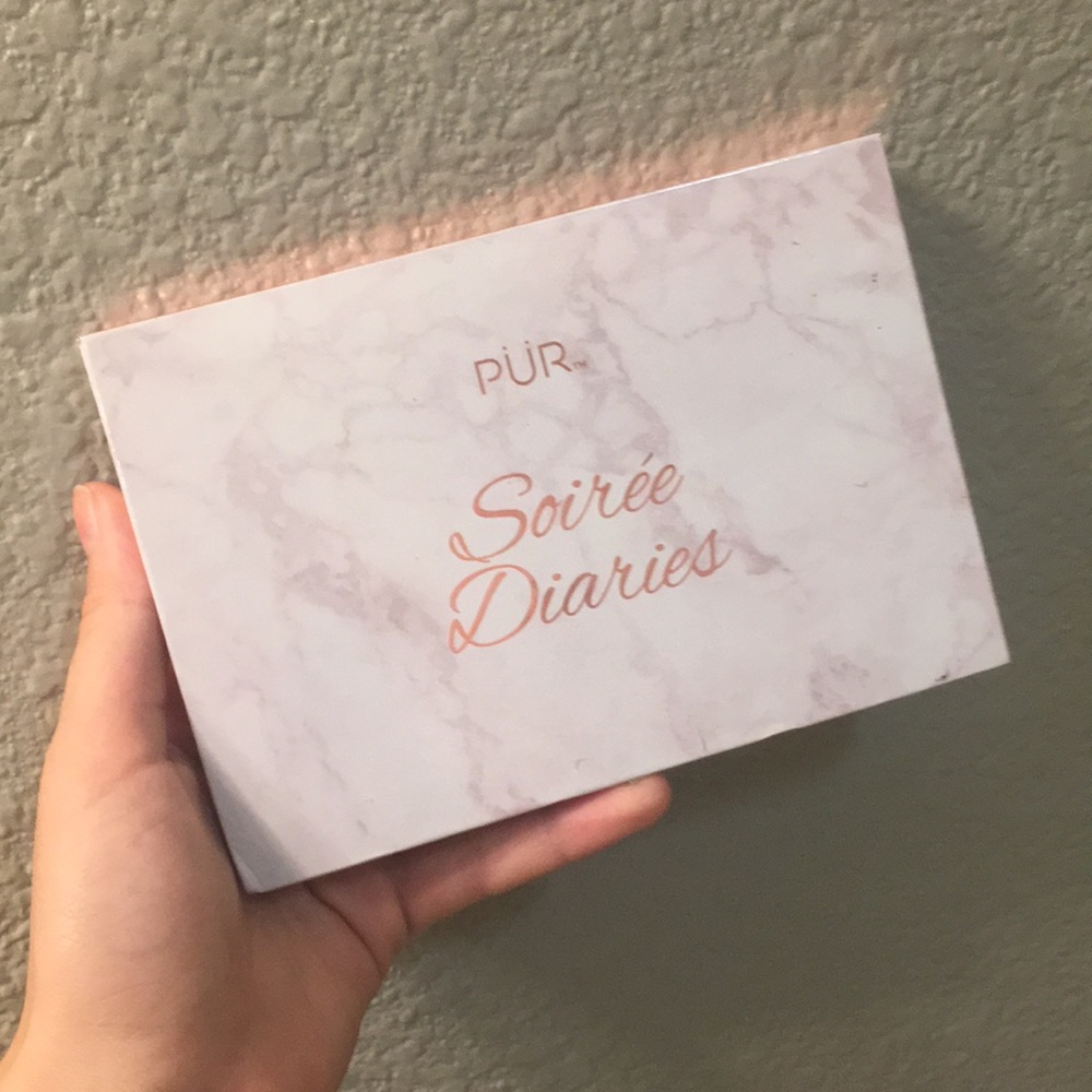 Pür cosmetics Soirée Diaries palette
